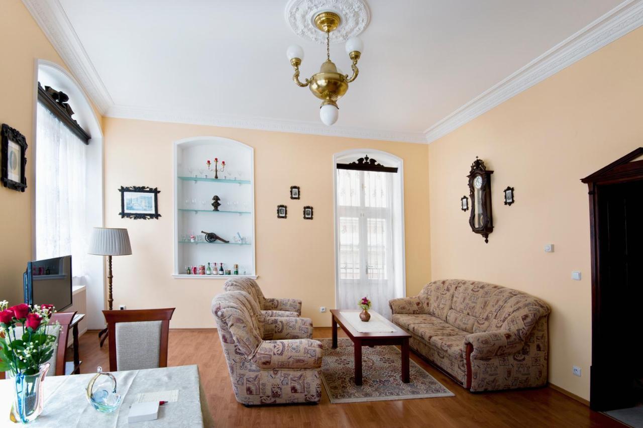 Apartment Napoleon