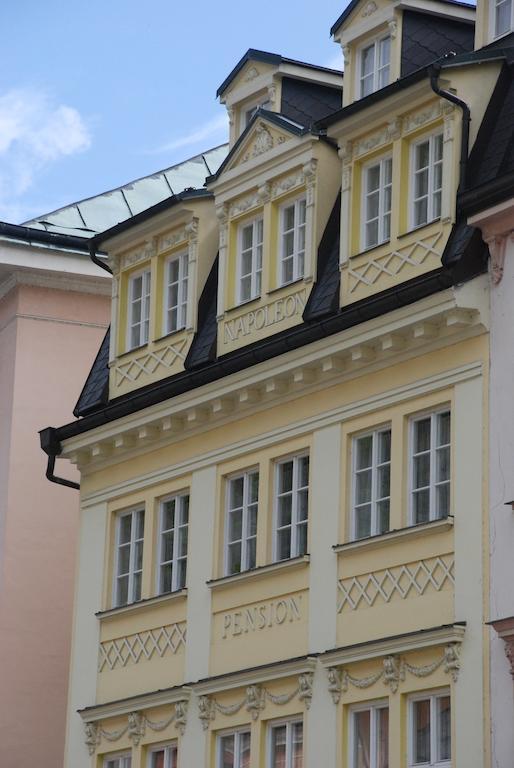 Napoleon Apartment *